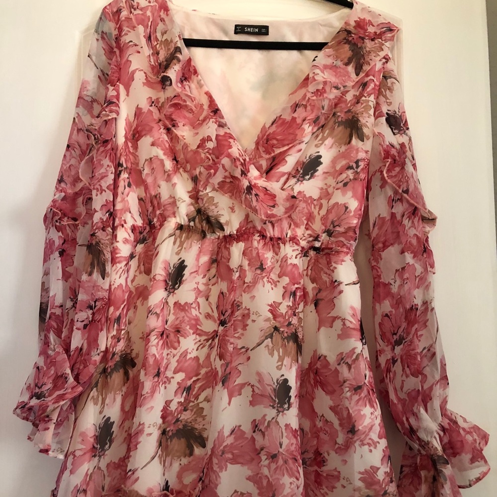 SHEIN Long sleeve Floral Chiffon dress